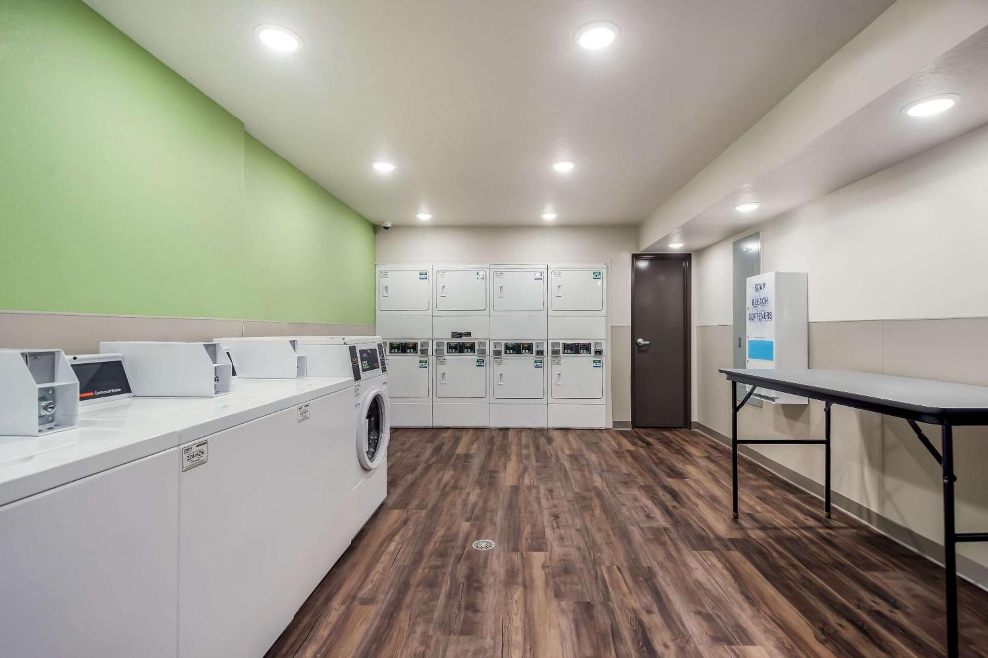 Woodspring Suites Tampa Airport North Veterans Expressway Εξωτερικό φωτογραφία