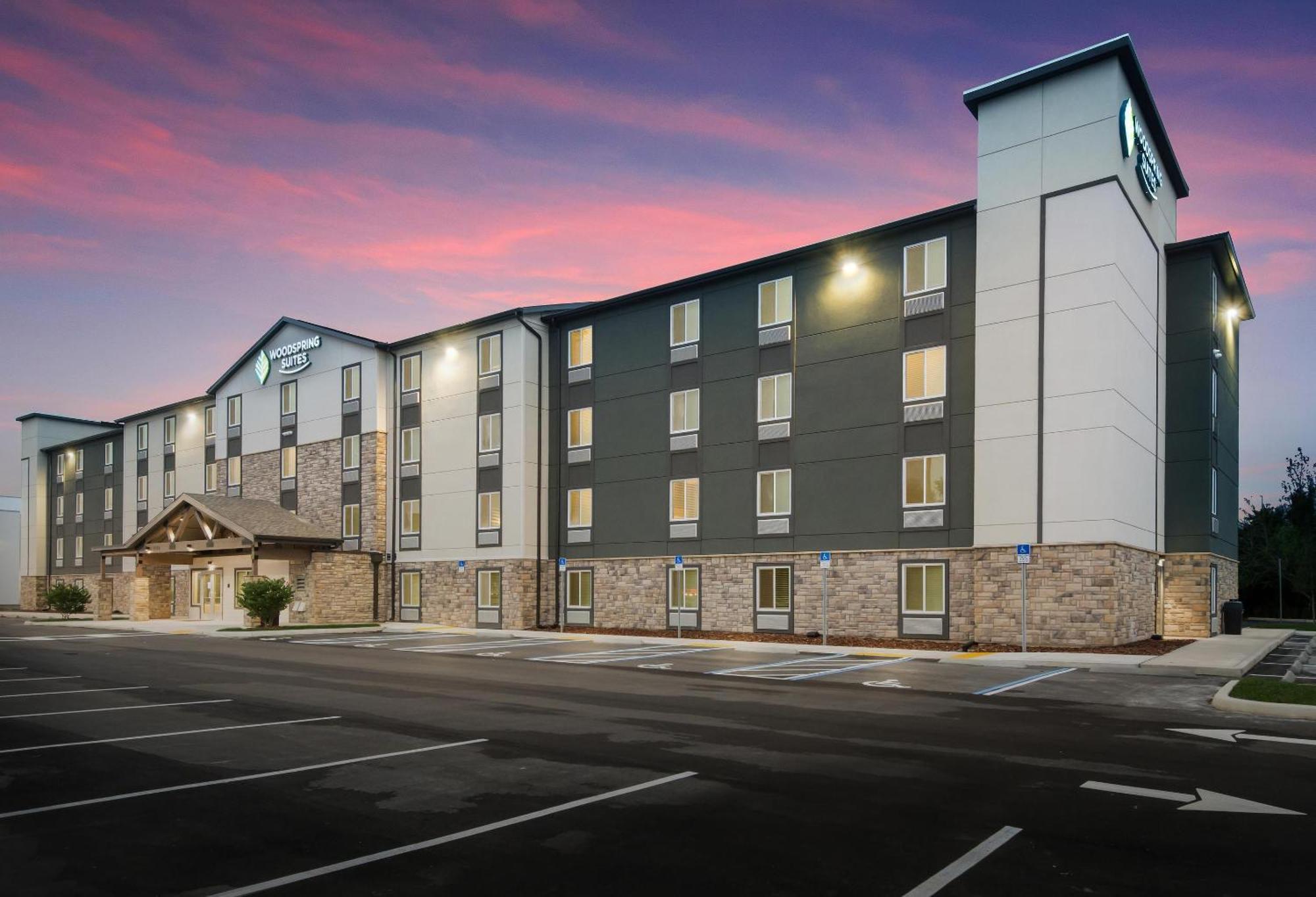 Woodspring Suites Tampa Airport North Veterans Expressway Εξωτερικό φωτογραφία